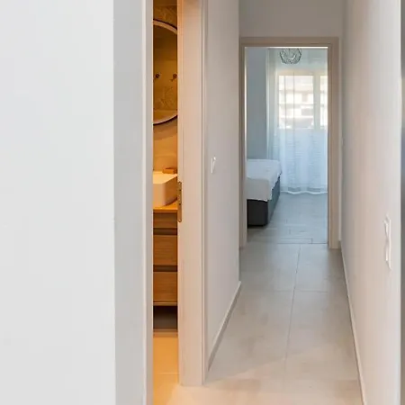 Rhodes Center Apartament